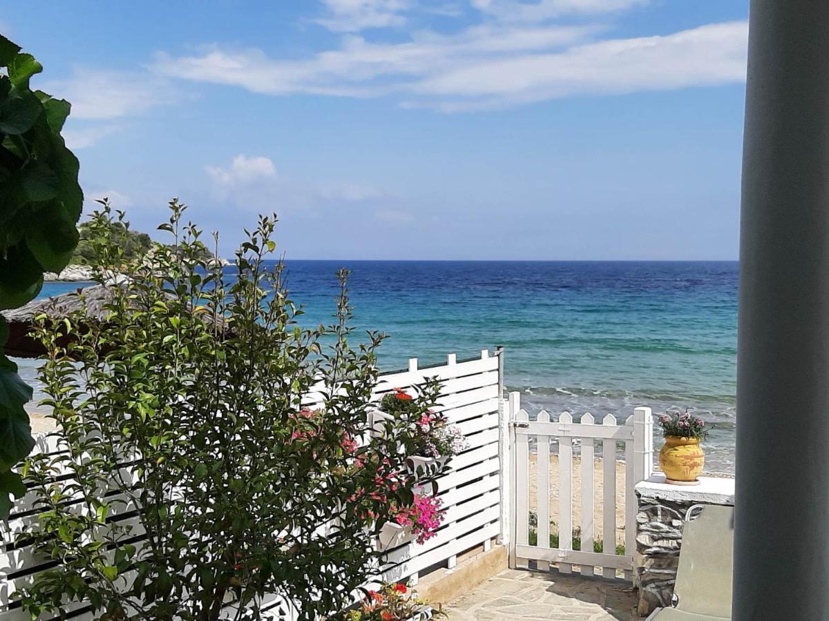 House Kokkalas On The Beach Пиргадикия Екстериор снимка