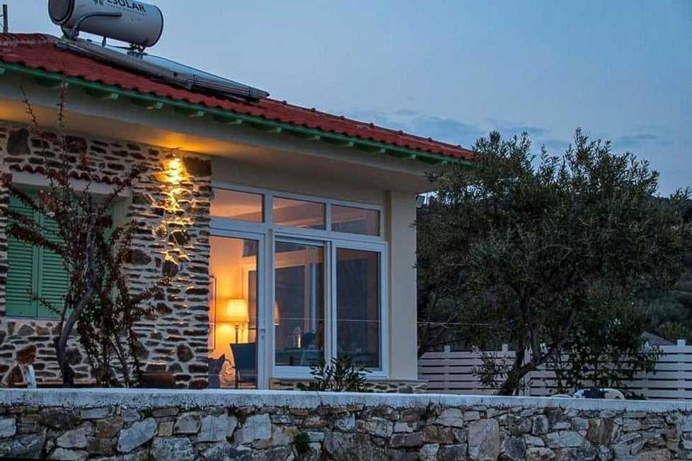 House Kokkalas On The Beach Пиргадикия Екстериор снимка